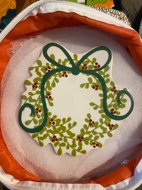 Coton Colors Winter Wreath Large Attachment
